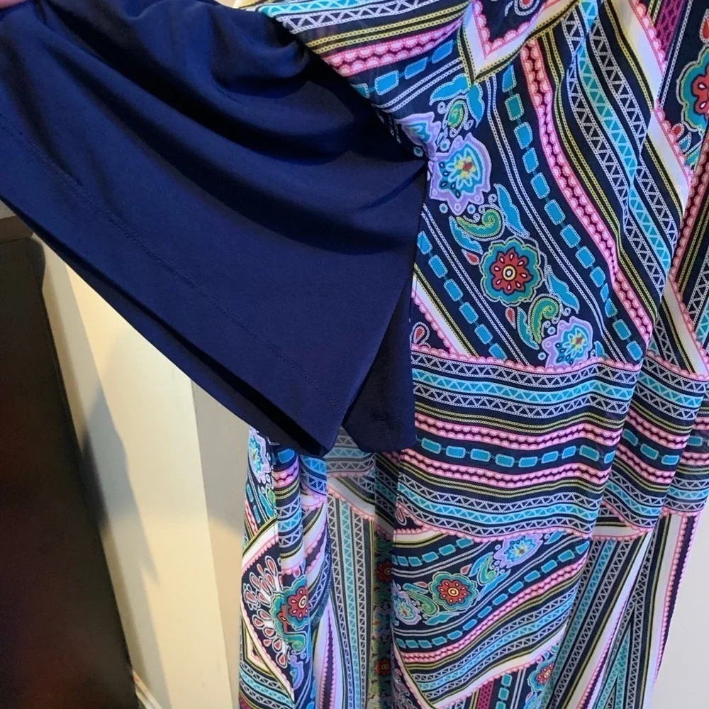 New York & Company Open Back Split Front with Shorts Underneath Small Maxi Dress - Picture 3 of 7